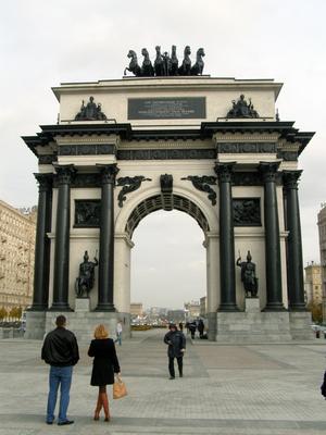 Ворота и арки в городах России | Пушка.рф