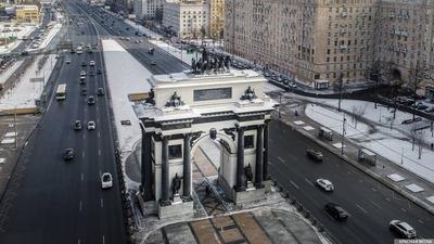 Триумфальные ворота (арка) на Кутузовском проспекте в Москве |  Достопримечательности Москвы