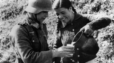 Русско-немецкая кровь: сколько детей родили советские женщины от немецких  солдат - Рамблер/субботний