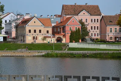 File:Trajeckaje suburb (Minsk, Belarus) — Траецкае прадмесце (Мінск,  Беларусь) — Троицкое предместье (Минск, Беларусь) - 1.jpg - Wikimedia  Commons