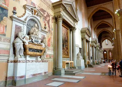 Золотой алтарь в церкви Санта-Кроче во Флоренции 19 октября 2019 года  Редакционное Стоковое Изображение - изображение насчитывающей нутряно,  католическо: 162503674