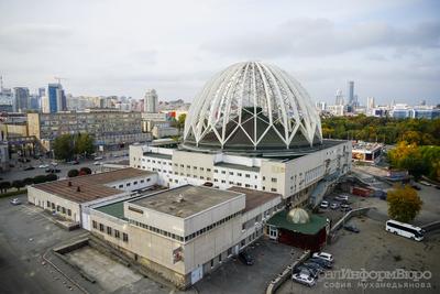 Файл:Yekaterinburg Circus.jpg — Википедия