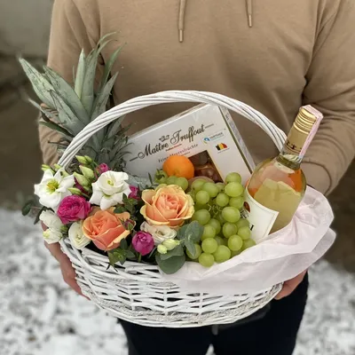 Цветы в коробке “Флоренция” - купить в Екатеринбурге за 5 200 ₽