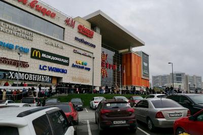 В Новосибирске эвакуировали торговый центр «Аура» - KP.RU