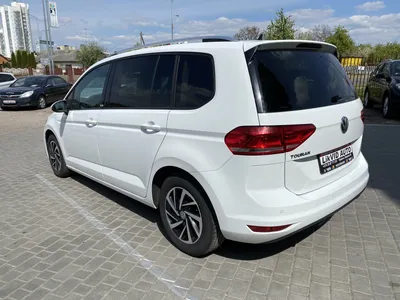 За что 25 тысяч долларов? Девушка из Гродно переделала Volkswagen Touran в  единорога - Автомобили Гродно