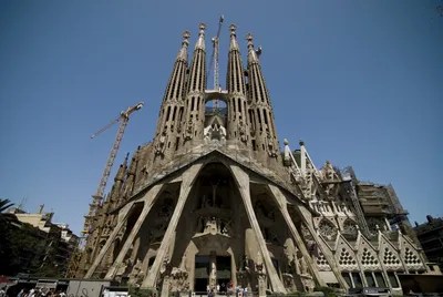 Barcelona Super Combi | Архитектурные жемчужины Гауди