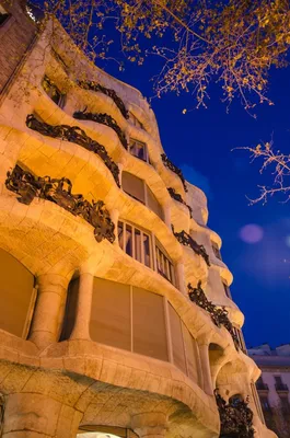Архитектура Гауди Туризм в Барселоне, Испания | HiSoUR История культуры