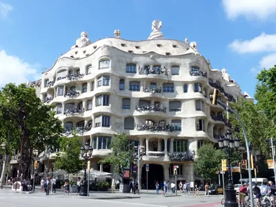 Барселона Антонио Гауди | Estate Spain | Дзен