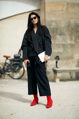 Уличный стиль: фото женских осенних образов на Неделе моды в Париже |  Glamour
