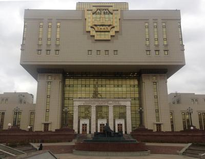 Главное здание МГУ — Википедия