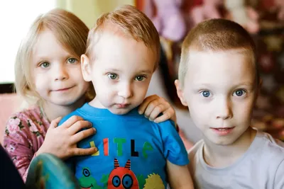 Как усыновить ребёнка в Беларуси? Этот сайт помог многим детям найти  родителей