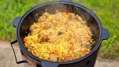Узбекский плов в казане: как приготовить рассыпчатый плов с мясом – рецепт  | FoodOboz