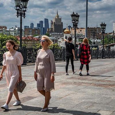 Как одеваются в Москве сейчас: фото из жизни