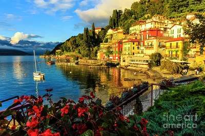 Visit Varenna: 2024 Travel Guide for Varenna, Lombardy | Expedia