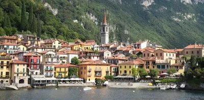 Varenna street hi-res stock photography and images - Alamy