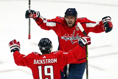 Овечкин забил 817-й гол в НХЛ, а Кузнецов принес «Вашингтону» победу  супербуллитом - Газета.Ru