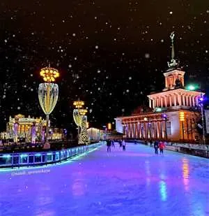 На ВДНХ залили самый большой каток в Москве – The City