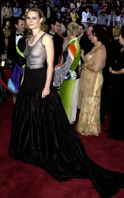 Nicole Kidman in Armani Privé | Celebrity dresses, Red carpet fashion,  Celebrity red carpet
