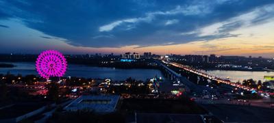 вечерний город новосибирск на территории западной сибири в россии  Редакционное Стоковое Изображение - изображение насчитывающей селитебно,  высоко: 227737079