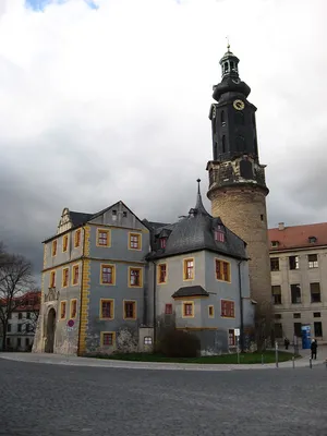 Discover the Captivating Reasons to Visit Weimar Germany - Roaming Required