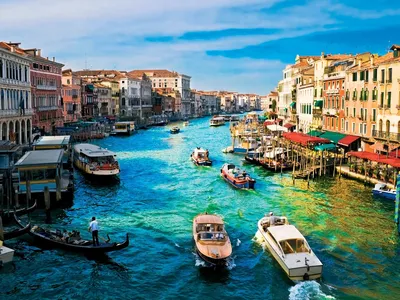 Гондольеры остались без работы: в Венеции очень ждут возвращения туристов,  но с оговорками - YouTube