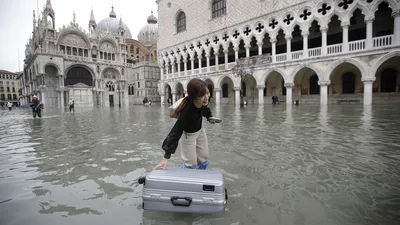 Посещение Венеции станет платным для туристов с 2024 года - Аналитический  интернет-журнал Власть