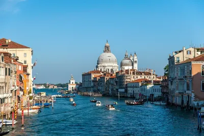 Власти Венеции планируют ввести плату для туристов, остающихся в городе на  один день — Яндекс Путешествия