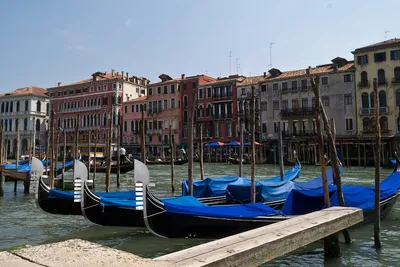 Гондолы в Венеции, Италия стоковое фото ©Iakov 27098595