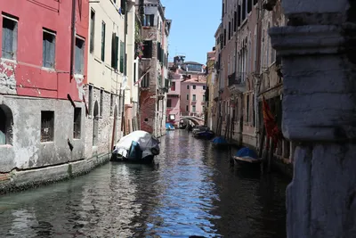 Венеция, Италия, каналы редакционное стоковое фото. изображение  насчитывающей отражение - 125073903