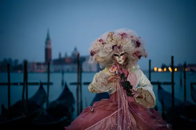Билеты на фильм «Венеция. Карнавал. Любовь». Рудольф Нуреев, Филармония-2,  18 сентября 2022 - купить онлайн