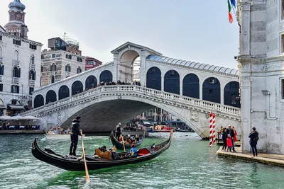 Мост Риальто | Большой канал, Гранд, 1181 год, Николо Рабаттьери, Ponte  della Moneta, XVI век, Антонио да Понте, 1591 год, каменный мост | Италия |  Венеция ::на страницах туристического портала «enjourney»