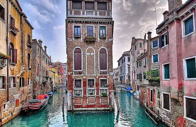 Строительство Венеции: город возводили в воде или его затопило позже