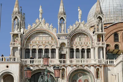 Самый известный собор Венеции: рассказываем о Соборе Сан-Марко и любуемся  красочными фото | Книги АСТ нонфикшн | Дзен