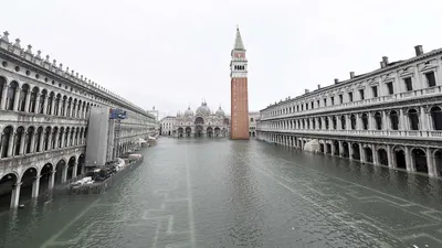 Venice 'not at risk' after all? UNESCO leaves city off its heritage in  danger list | CNN