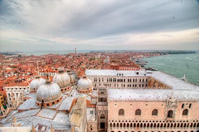 Venice to trial admission fee, visitor limit from April 2024 | Tourism News  | Al Jazeera