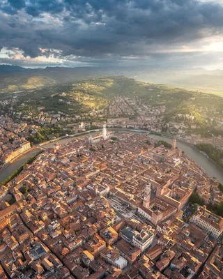 Verona - Wikipedia, e ensiklopedia liber