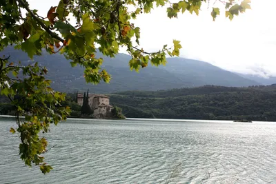 Верона и озеро Гарда: однодневная поездка из Милана