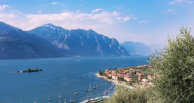 Озеро Гарда, Италия. Отели, отзывы, достопримечательности, погода, фото,  видео, как добраться — Туристер.Ру
