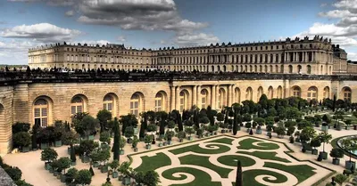 Versailles: Yes or No? - Join Us in France Travel Podcast