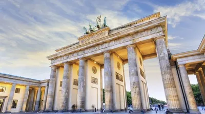 Берлин: мемориал и виды сверху