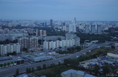 File:Вид на Екатеринбург из самолёта в Москву - panoramio (14).jpg -  Wikimedia Commons