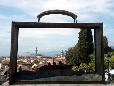 Красивый Пейзаж Выше, Панорама На Исторический Вид Флоренции С Точки Зрения  Микеланджело. Фотография, картинки, изображения и сток-фотография без  роялти. Image 84599795