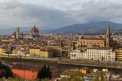 Из Флоренции в Комо - билеты на автобус, самолет и такси по цене от EUR 12  - Янв. 2024 ✓