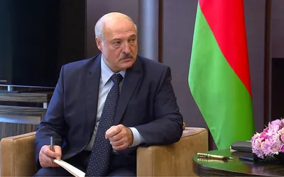 Человек, похожий на Виктора Лукашенко