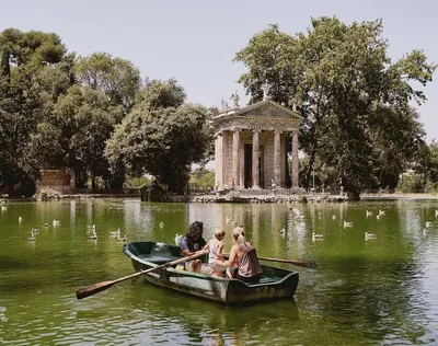 Парк вилла боргезе- один из самых популярных садов в Риме Стоковое Фото -  изображение насчитывающей драматическо, европа: 196606518
