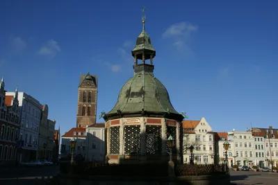 Winter in Old Town of Wismar, Germany Stock Photo | Adobe Stock