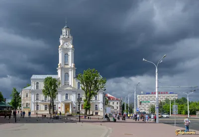 Ратуша Витебск, Беларусь стоковое фото. изображение насчитывающей небо -  169195884
