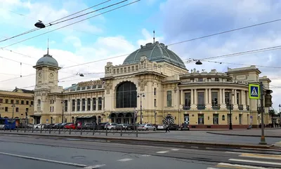 File:Световой зал Витебского вокзала.jpg - Wikimedia Commons