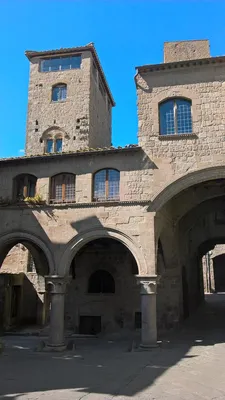 Город Чивита-ди-Баньореджо в провинции Витербо, Италия , стоковое фото  ©leochen66 161444366