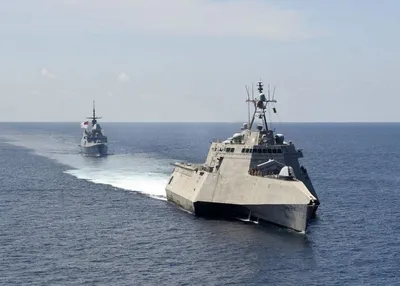 Десантный корабль ВМС США USS America (LHA 6), Аденский залив, 16 сентября  2017 года. / США :: Military Photos :: ВМС :: разное / картинки, гифки,  прикольные комиксы, интересные статьи по теме.